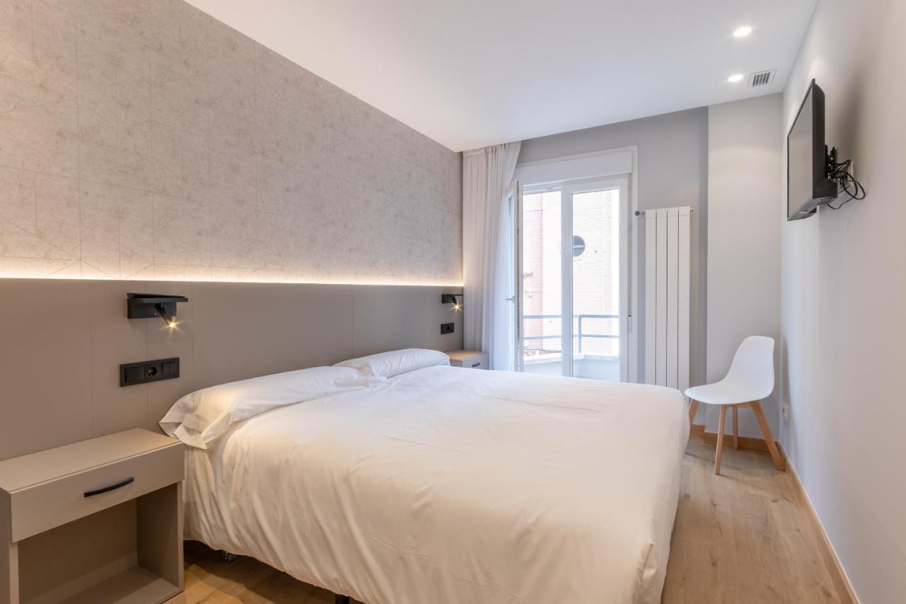 Eightrooms La Rioja Pension Logroño Exterior foto